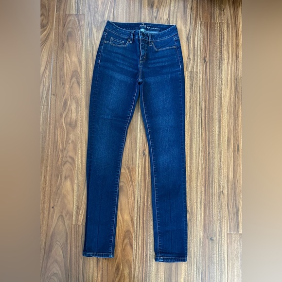 New York & Co High Waist Skinny Jeans - Picture 3 of 10